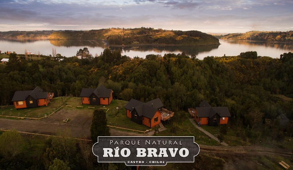 Parque Natural Rio Bravo Lodge カストロ エクステリア 写真
