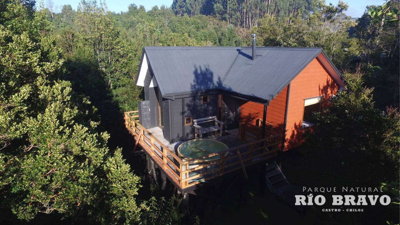 Parque Natural Rio Bravo Lodge カストロ エクステリア 写真
